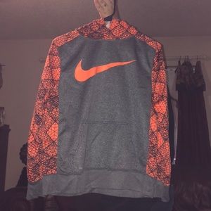 Nike Dri- Fit Pullover